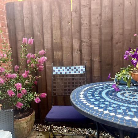 Entire Two Bed Coach House Super King Beds Turn Into Singles Villa Exeter Exterior photo