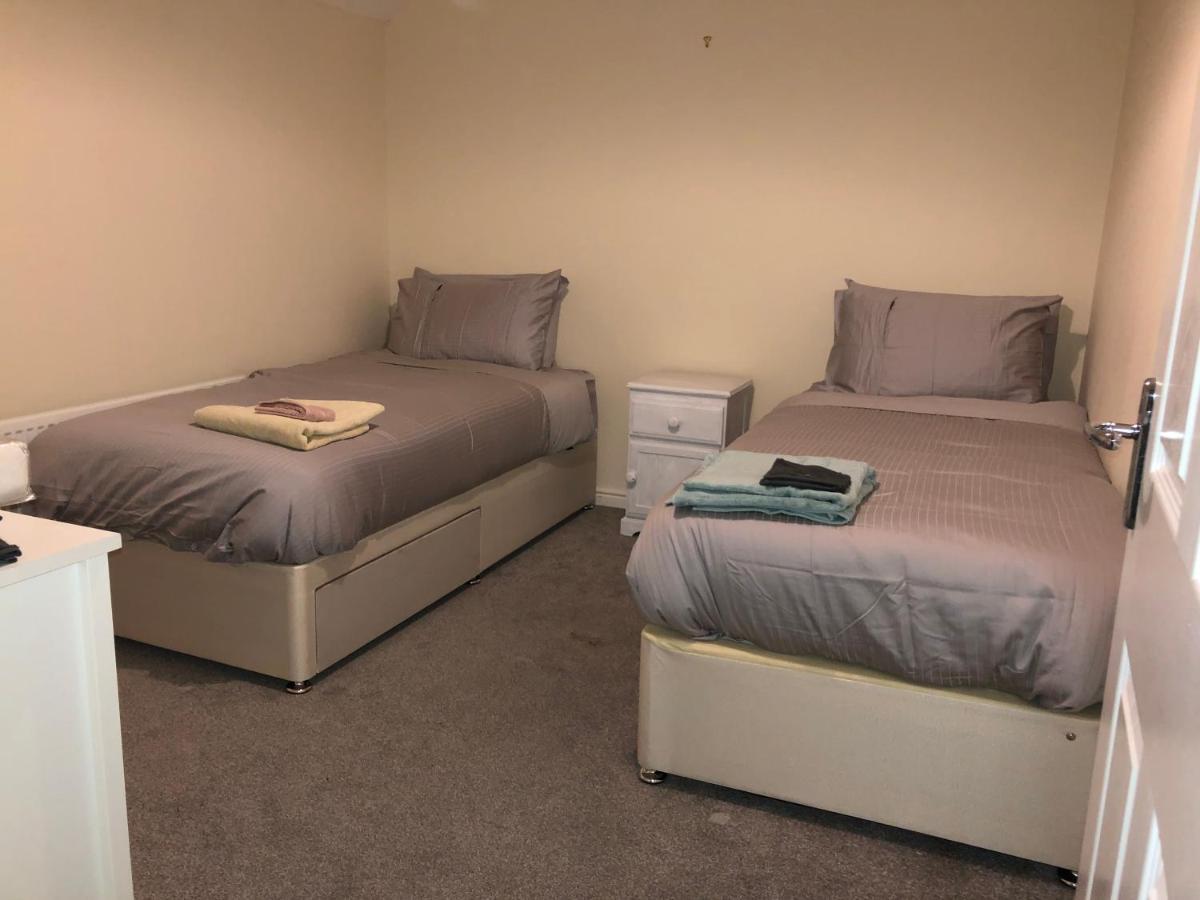 Entire Two Bed Coach House Super King Beds Turn Into Singles Villa Exeter Exterior photo
